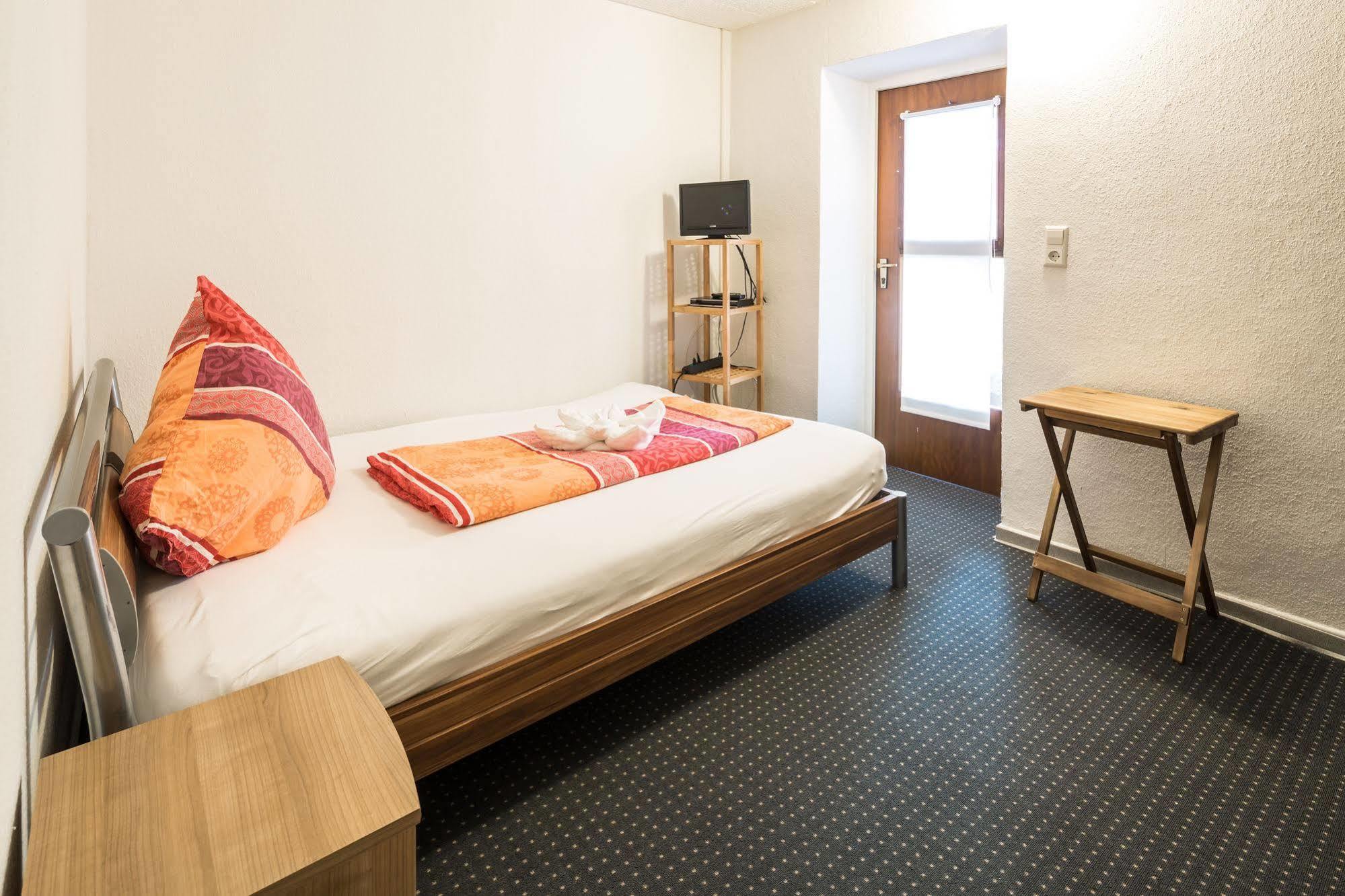 City Hotel Diez Диц Экстерьер фото