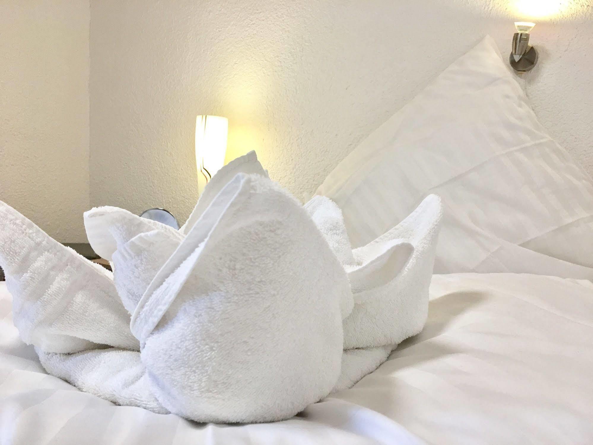 City Hotel Diez Диц Экстерьер фото