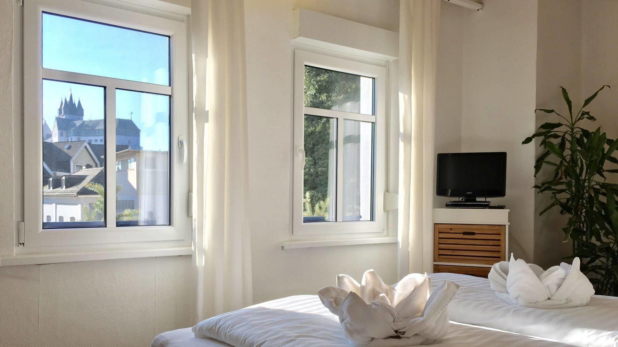 City Hotel Diez Диц Экстерьер фото